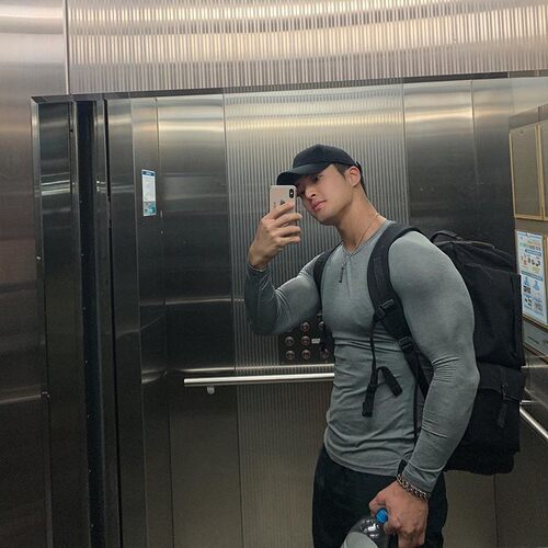 Training long sleeve base coat breathable elastic moisture w
