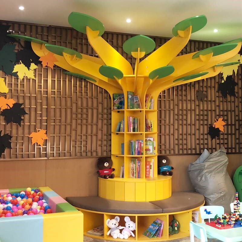 大型绘本馆包柱子树墙角转角大树落地摆件树形书架书柜幼儿园软装