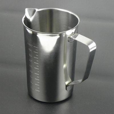 特厚304不锈钢量杯带凸刻度3L 耐高温量杯 尖嘴量筒量水杯3000ml