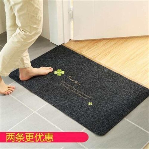 On the doorstep of the bathroom door, the doorstep house sto