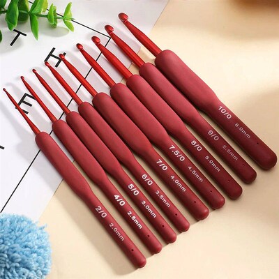 2mm-6mm Premium Aluminum Crochet Hooks with red Soft Rubber