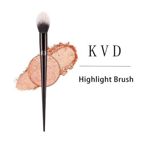 Kat Von D- Makeup Brush 04 Highlight Brush Soft Fiber Hair