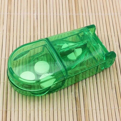 1 PC Medicine Tablet Cutter Pill Storage Box Splitter Drugs