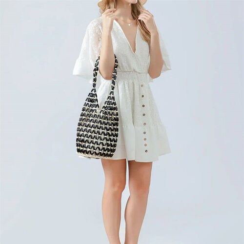Women Woven Hand Bag Summer Deign Hollow-out Wooden Bead Tot