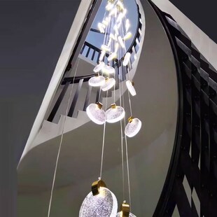 复式楼梯吊灯2023年新款轻奢水晶旋转跃层loft挑空公寓客厅长吊灯