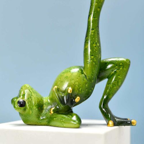 Yoga frog ornaments pastoral resin crafts decorative TV cabi