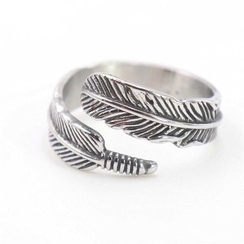 Retro Feather Titanium Steel Ring Men and Women Simple Feath