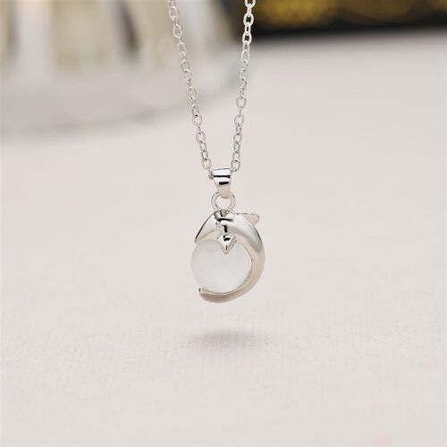 Simple Design Natural Stone Transparent Water Drop Dolphin P