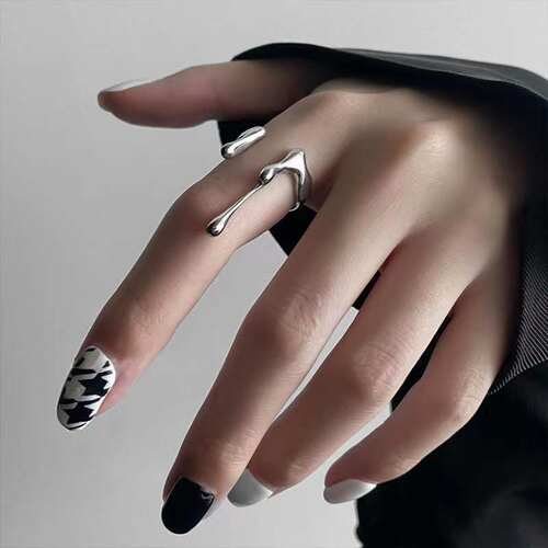 2023 New Punk Irregular Liquid Lava Open Rings for Women Vin