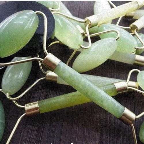 new hot portable pratical jade facial massage roller anti wr