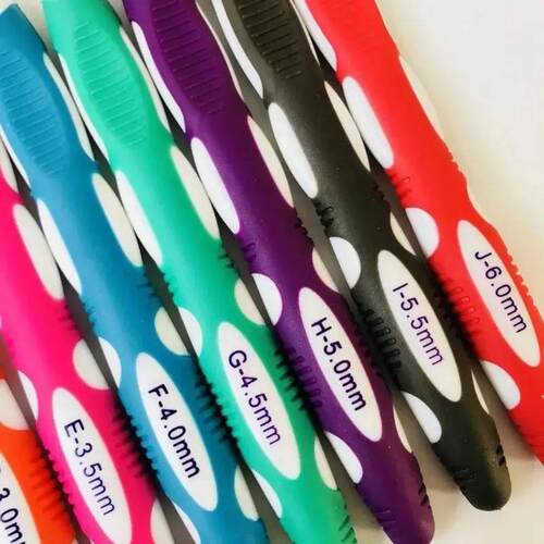 9pcs/set Multicolor Knitting Needles 2.0-10mm Soft Grip with