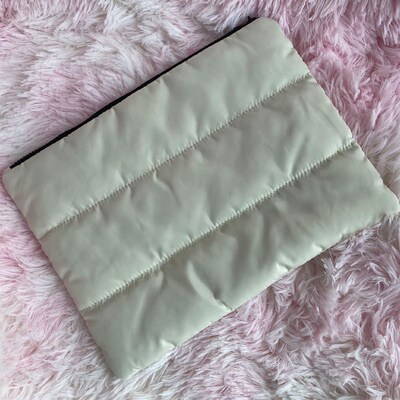 Personalized Makeup Bag Custom Name  Cosmetic Case Wedding B