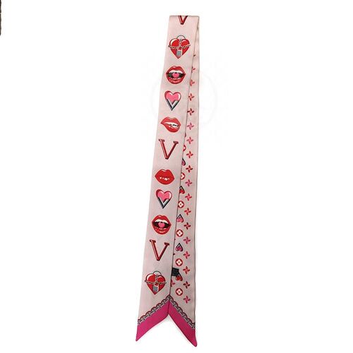 。Lengthened small scarves  spring  summer and autumn decora