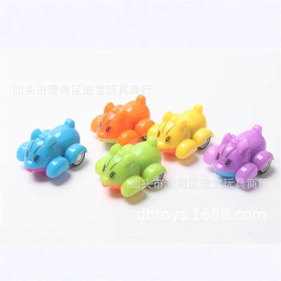 3.9cm Pull ack Squrrel 50MM Gashapon Toy Gft