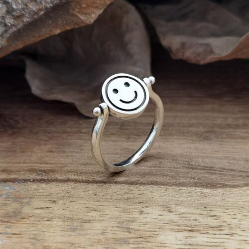 Double-faced Smiley Sad Face Rotatable Rings  nd Anxiety Rin