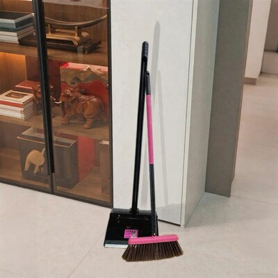 Garbage bin, soft-bristle broom, simple and lightweight