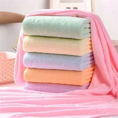 1pc Cute Bear Textured Lightweight Shower Towel, Super Fine
