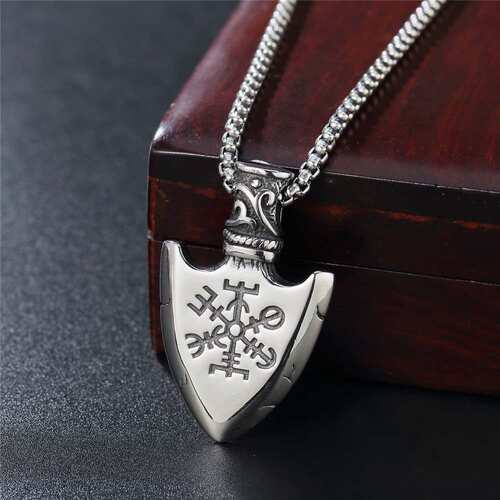 P0656-NK05 Vintage Viking Iron triange Shield Mens Titanium