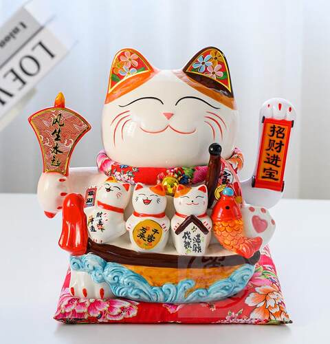 。Ceramic electric hand waving Fortune Cat ornaments opened