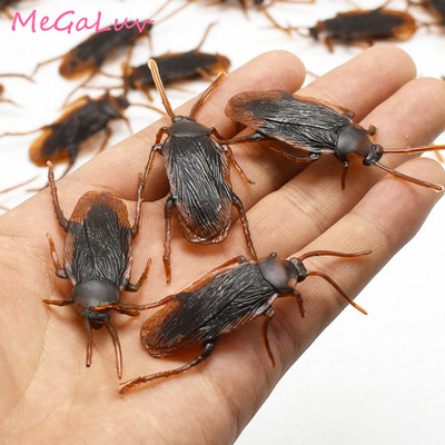 5pcs  Halloween Decoration Props Gadget Plastic Cockroaches