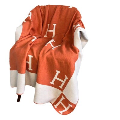 Aircraft First Class Imitation Cashmere Office Insh Letter B