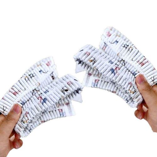Thickened and enlarged non-woven dust cover, universal full-