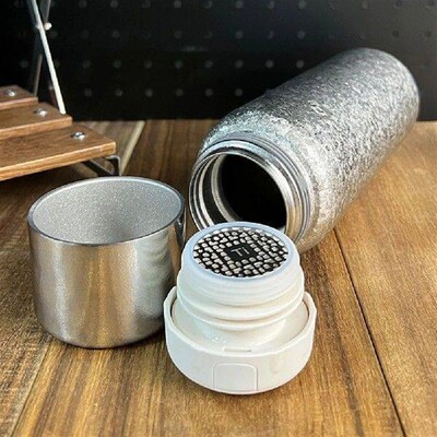600ml Titanium Vacuum Insulated Water Bottle Keeps Hot Or