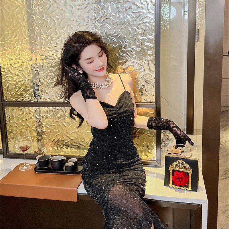 法式高级感褶皱亮片宴会晚礼服平时可穿气质轻奢鱼尾吊带连衣裙