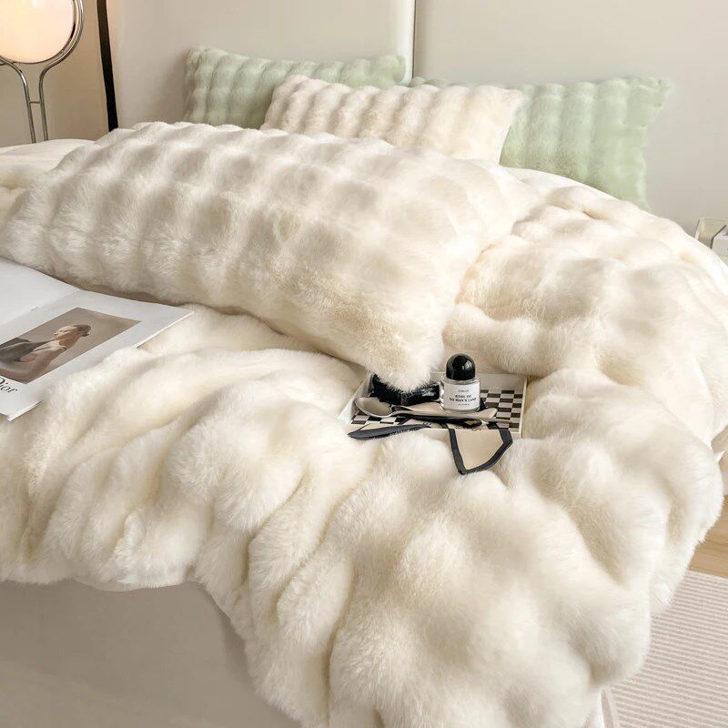 多功能冬天大泡泡兔毛绒盖毯双面绒加厚可水洗盖被铺底珊瑚绒被单