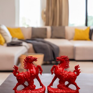 大富大贵红马陶瓷马摆件唐三彩小红马家居装饰工艺礼品摆饰枣红色