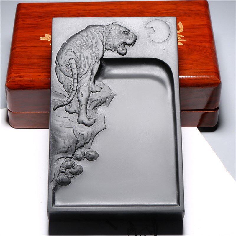 中国歙砚名师老坑精品/虎虎生威/天然原石砚台高档文房礼品端砚