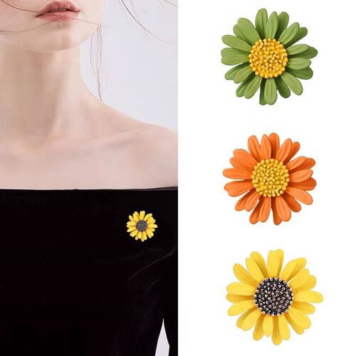Flowers Brooches Elegant Sunflower Enamel Pins Cute Women