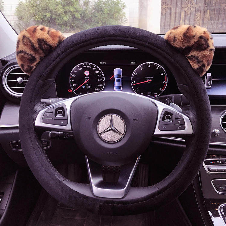 汽车方向盘套韩国卡通可爱方向盘套秋冬季毛绒保暖耐磨把套黑色女