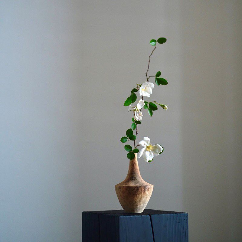 冇花 冯哲元灼色一枝瓶手作陶瓷花器日式侘寂风家居玄关花瓶