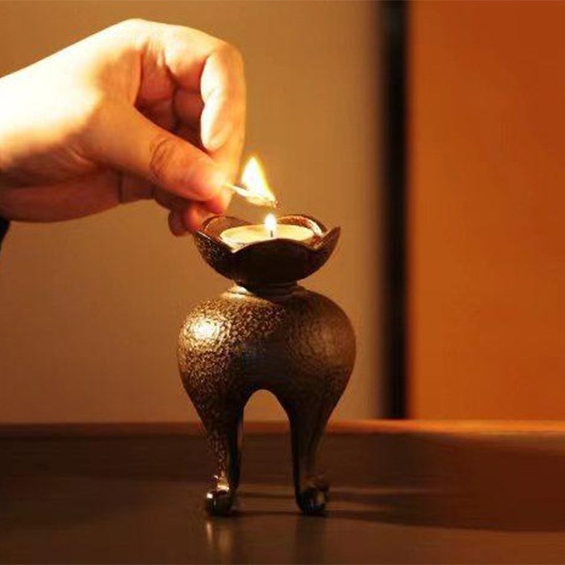复古老式烛台铸铁茶室摆件中式古风仿古茶道灯家用蜡烛台铁艺底座