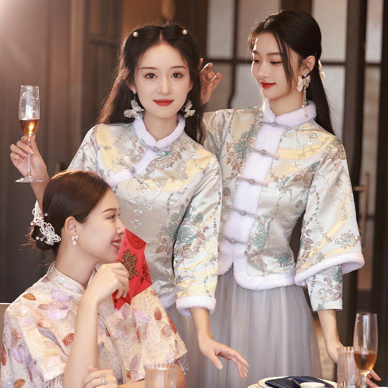 伴娘服中式冬季2024新款长袖姐妹团旗袍礼服小个子加厚保暖伴娘裙