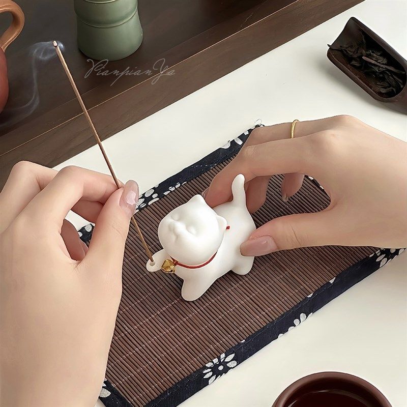 可爱小猫咪陶瓷香薰炉摆件软萌趴趴猫茶宠家用室内线香插香座,家居饰品,香托/香盘/香座/香插,淘宝优惠券,粉丝福利购,淘宝优惠卷