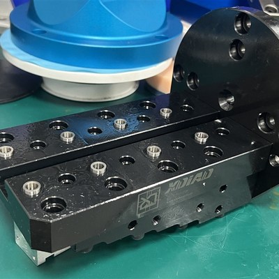 四轴桥板单侧L板带T型槽任意安装自定心老虎钳可配快换板精孔