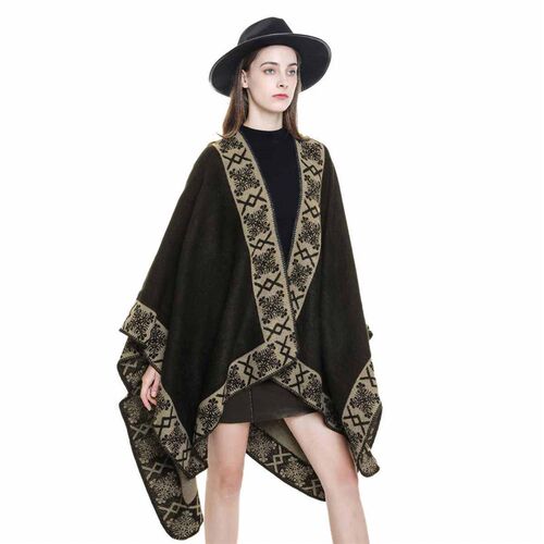 Ethnic cloak, big shawl, Qinghai Lake tourism photography,