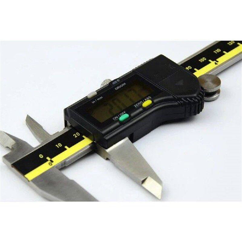 200mm CNC Calipers Digital Vernier Caliper LCD Electronic - 实物图