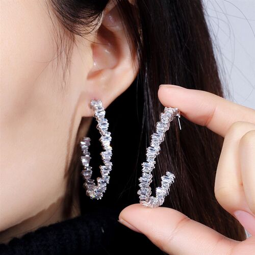 ThreeGraces Shiny Irregular Baguette CZ Crystal Big Rose Gol