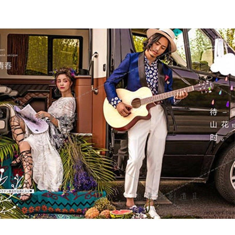 新款旅拍文艺婚纱摄影拍照英文字母木吉它影楼创意拍摄大吉他道具