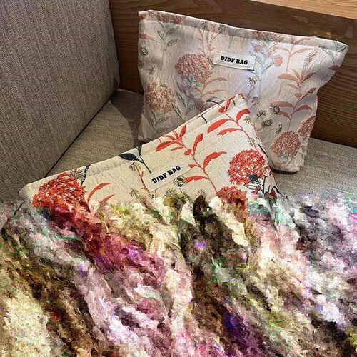 Fashion Retro Flower Makeup Bag Large Capacity Portable Make