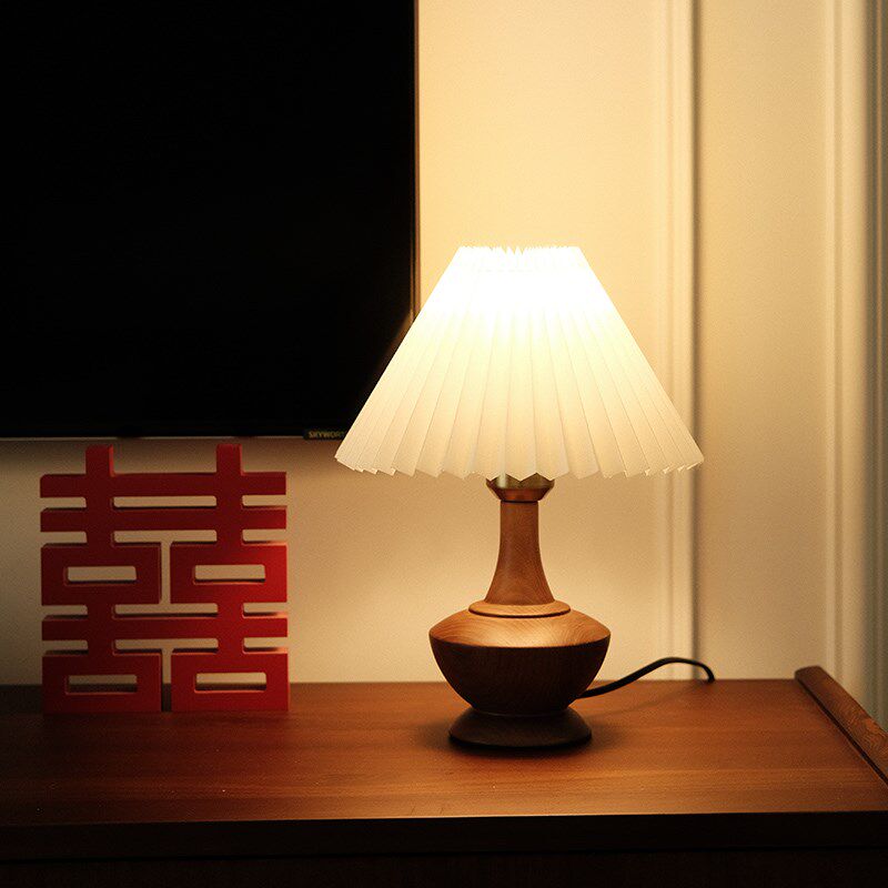 百褶复古台灯家用卧室日式侘寂原木风高级感轻奢颜值主卧床头台灯
