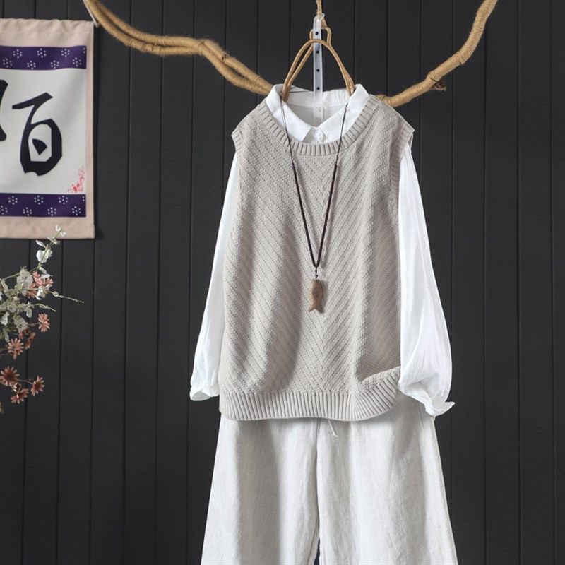 文艺宽松毛线马甲女2024春新品简约百搭圆领斜纹无袖毛衣针织外套