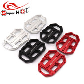 前后加大脚踏板加大加宽防滑脚踏板 改装 适用于贝纳利 幼狮800