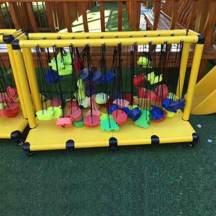 幼儿园沙锹收纳架户外儿童沙池沙滩玩具呼啦圈滑板车体操垫置物架
