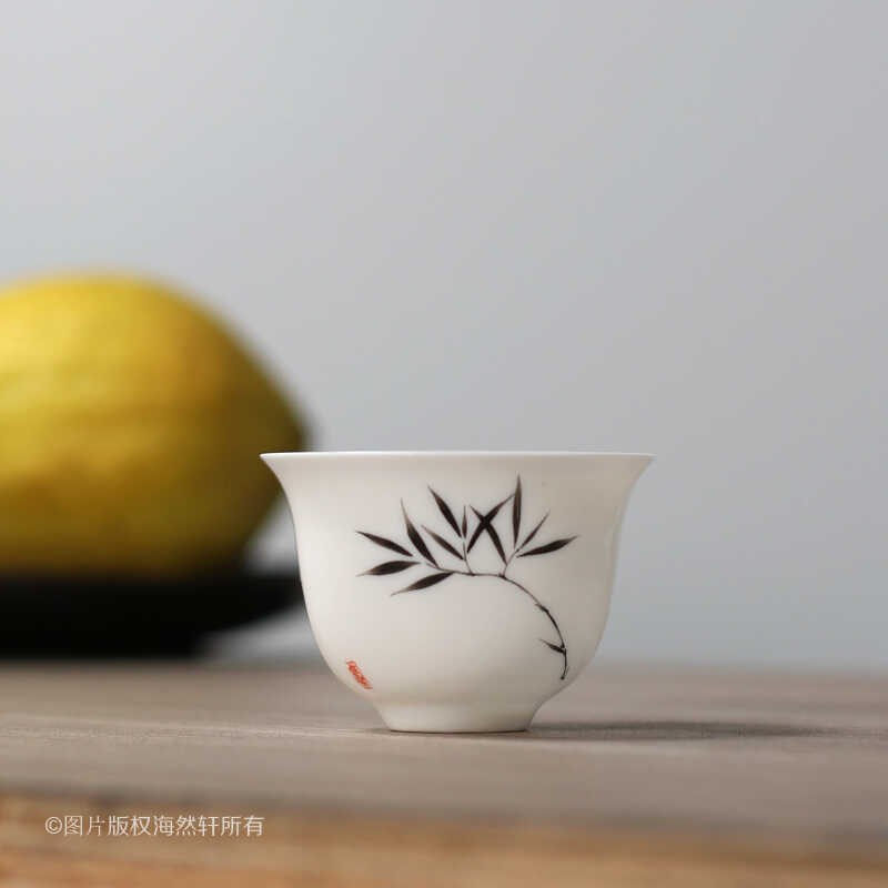 国潮 手工潮州铃铛杯功夫茶具薄胎骨瓷手绘菊花品茗杯蛋壳杯 小号