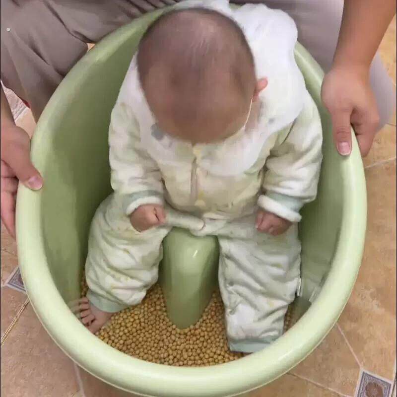 婴儿浴盆宝宝可折叠婴幼儿坐躺洗澡桶一体凳0-6岁可坐踩豆子加厚