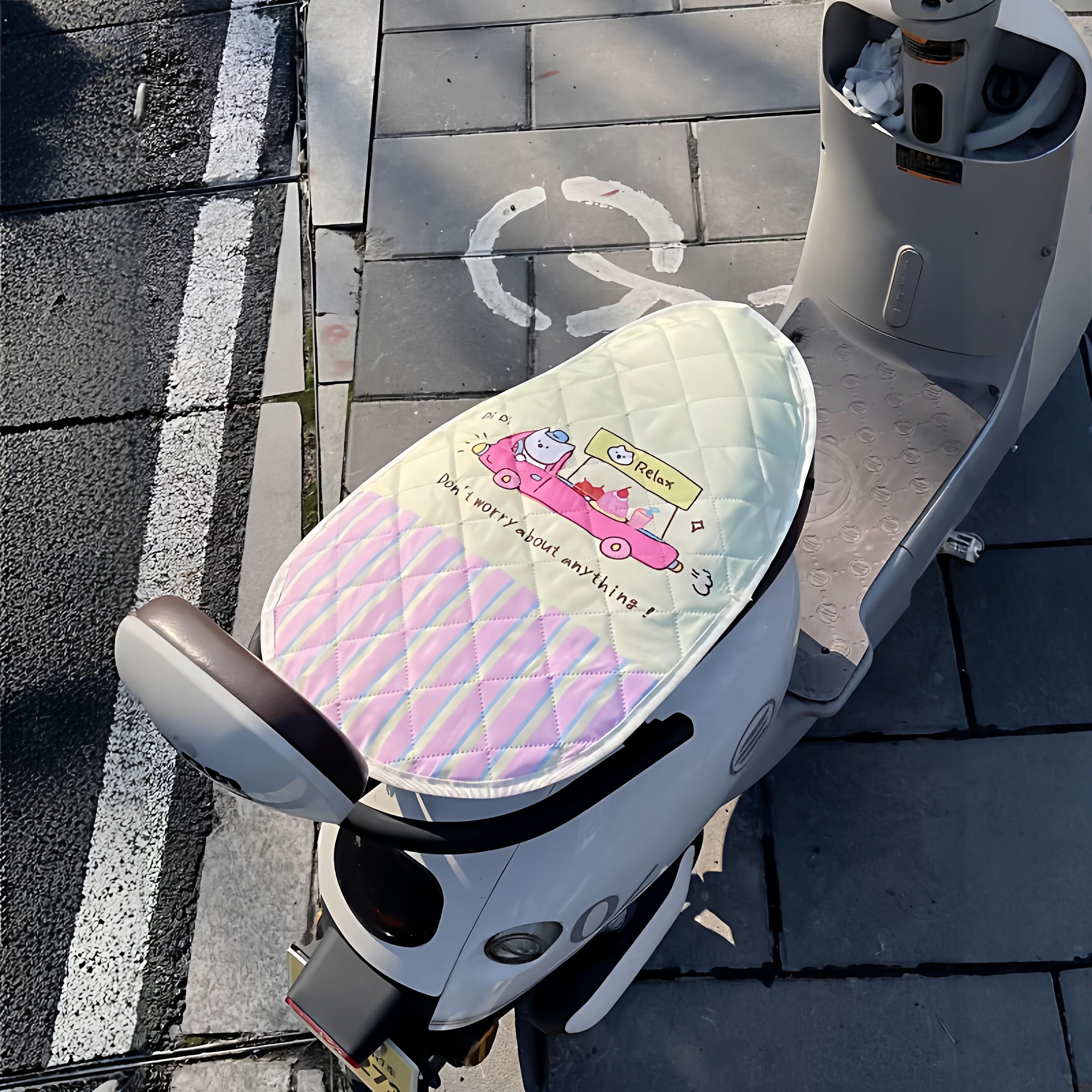 电动车坐垫夏季隔热防尘摩托车坐垫套反光铝箔翻垫防水防晒防烫垫
